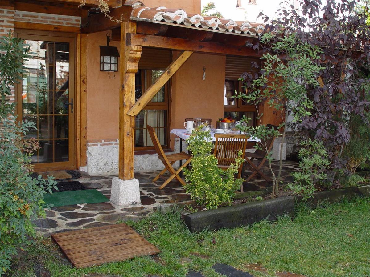 Hospedium Hacienda Las Cavas Olmedo Εξωτερικό φωτογραφία